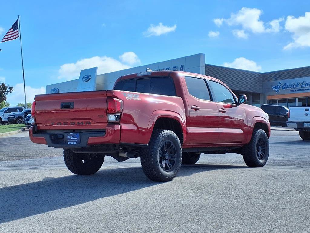 Used 2019 Toyota Tacoma 2WD Double Cab image 2