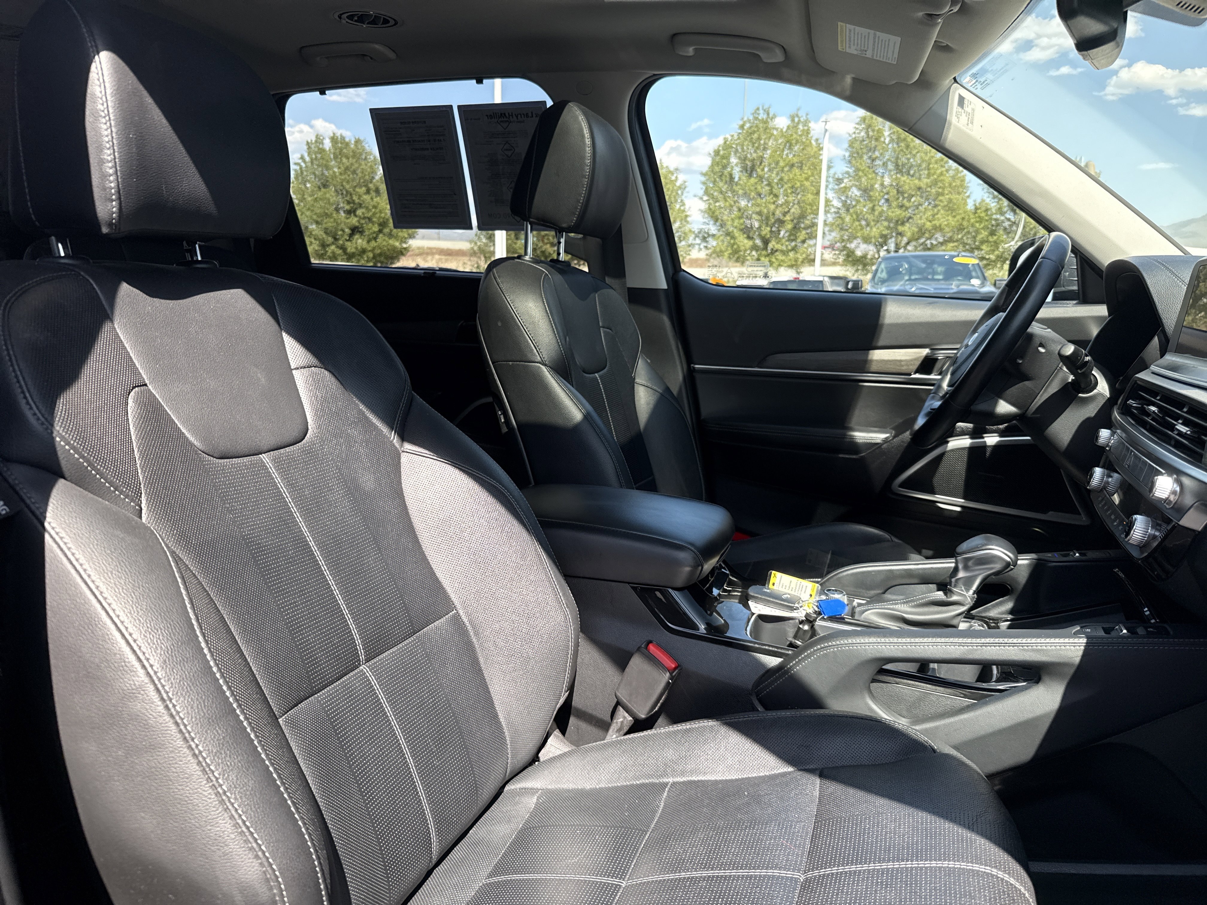 Used 2021 Kia Telluride EX w/ EX Premium Package AWD/4WD image 29