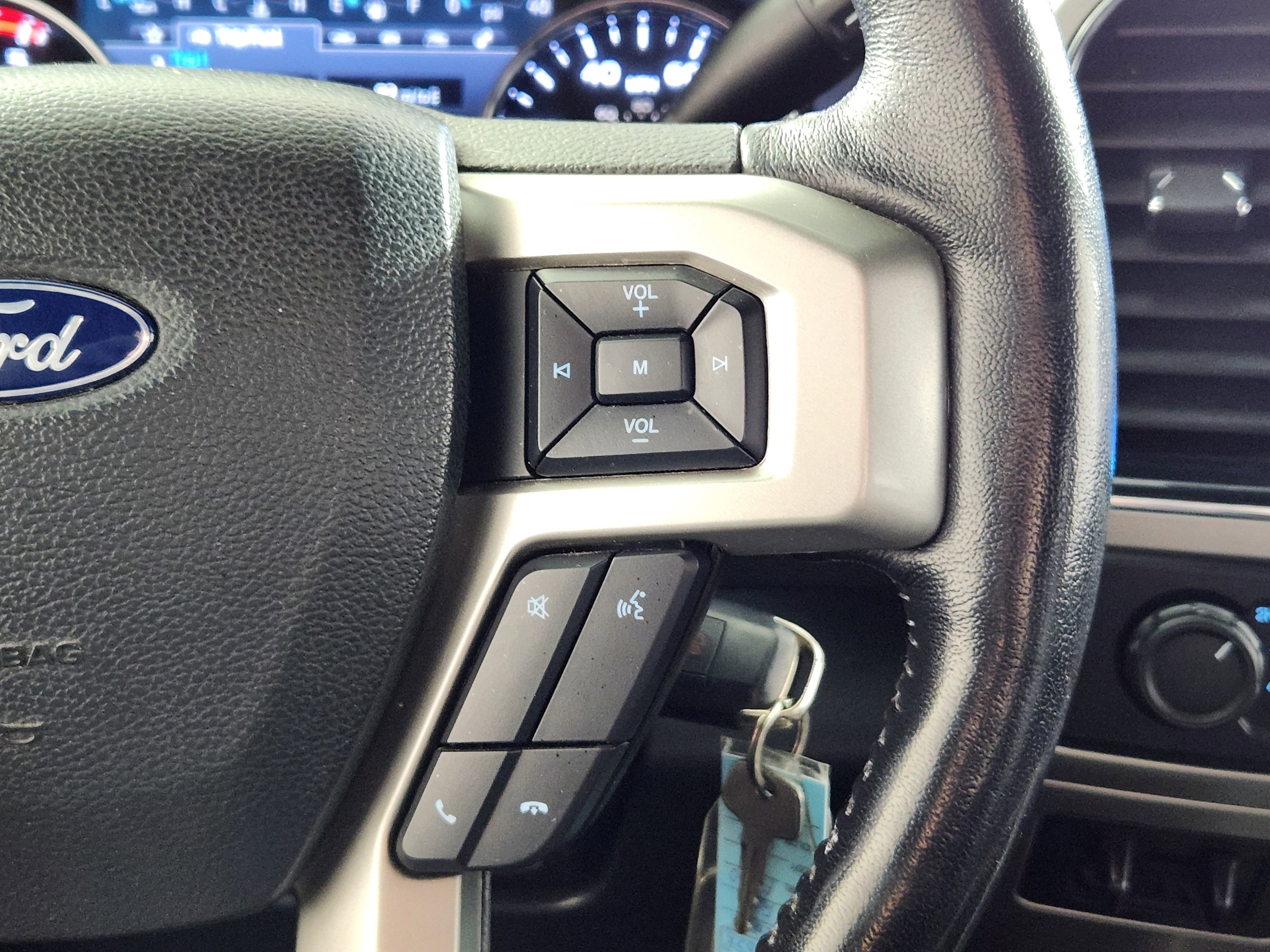 Certified 2022 Ford F350 Lariat image 19