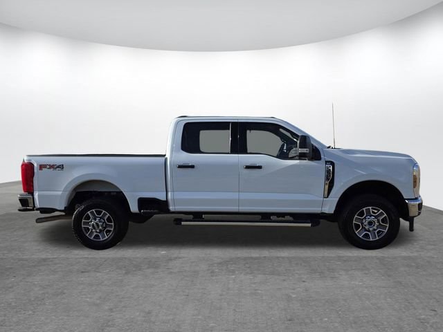 Certified 2025 Ford F350 XLT w/ FX4 Off-Road Package image 5