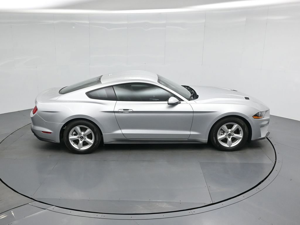 Certified 2019 Ford Mustang Coupe image 10