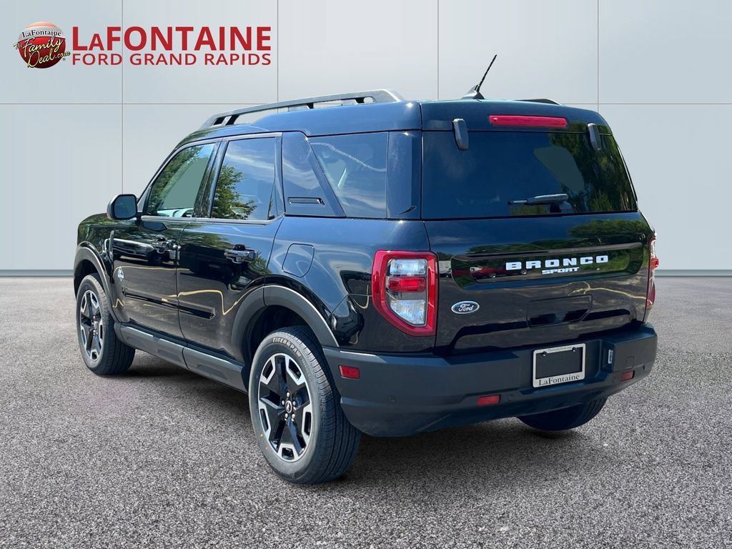 Certified 2024 Ford Bronco Sport Outer Banks w/ Tech Package AWD/4WD image 5