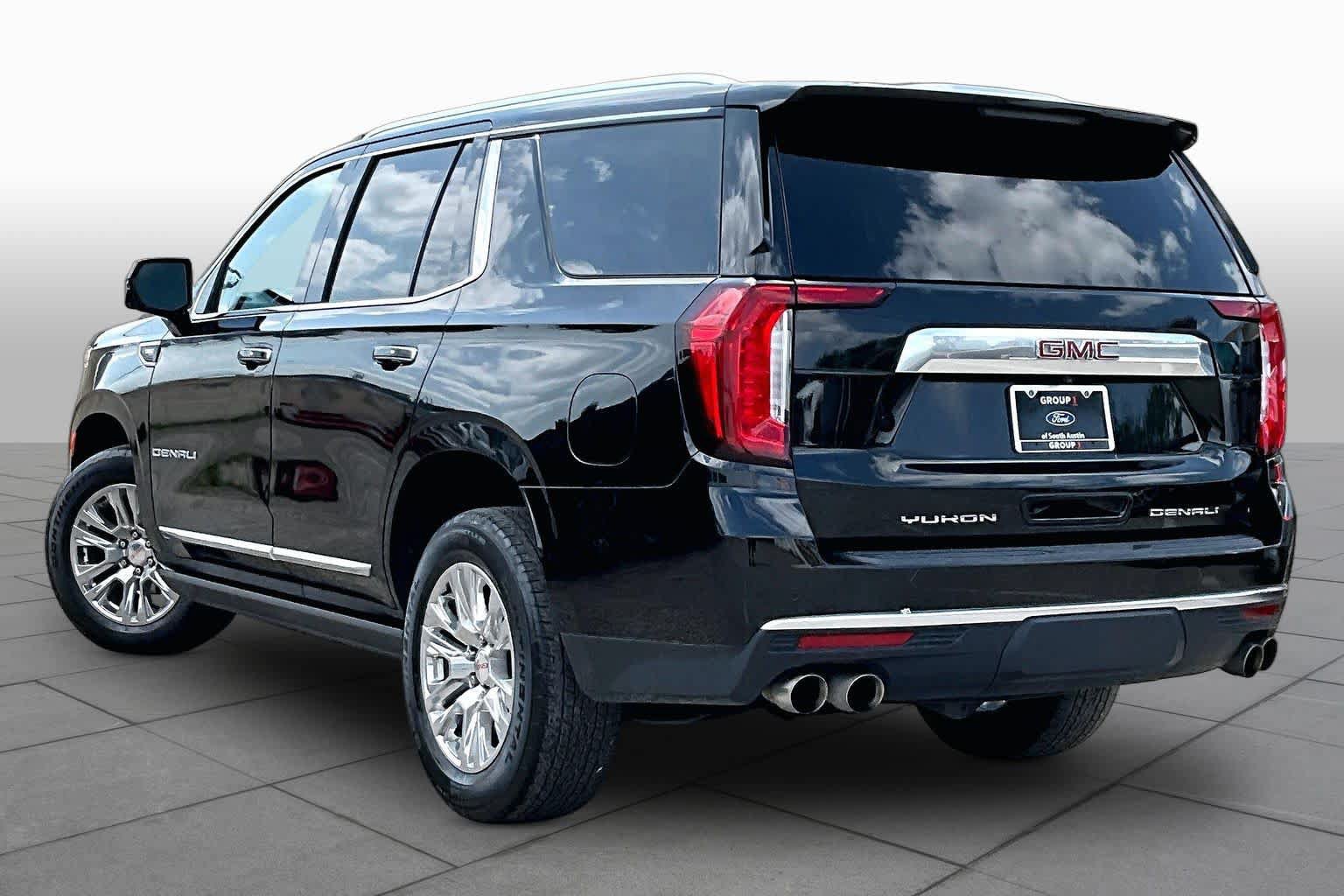 Used 2021 GMC Yukon Denali w/ LPO, Illumination Package RWD image 6