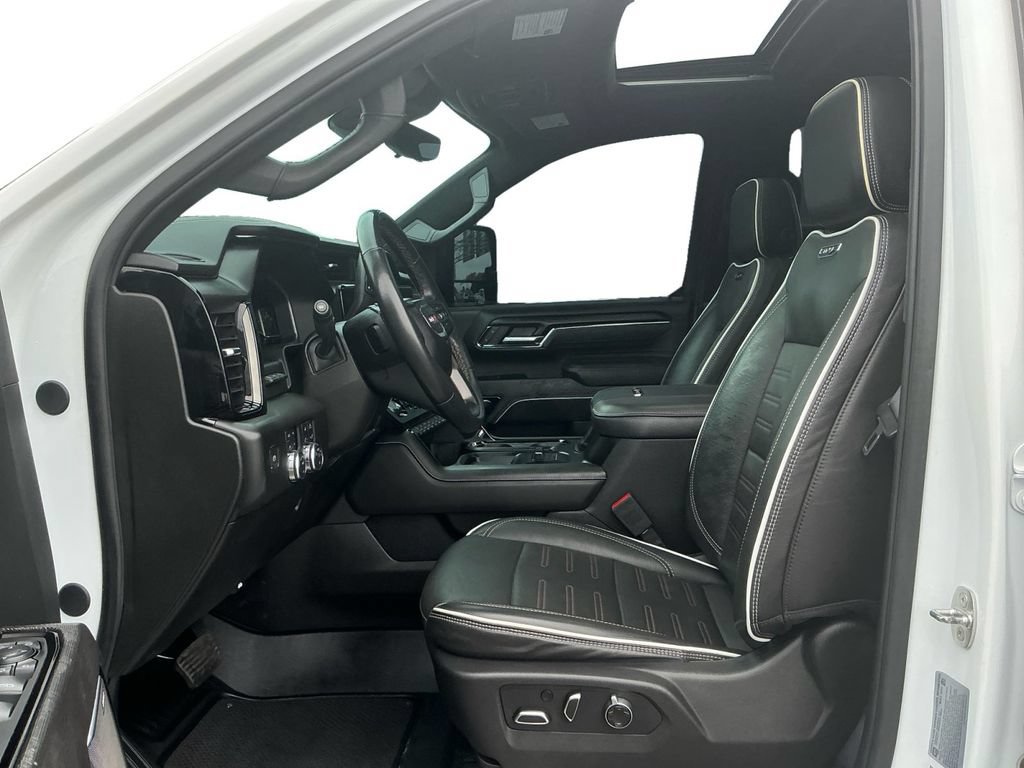 Used 2024 GMC Sierra 2500 AT4X AWD/4WD image 14