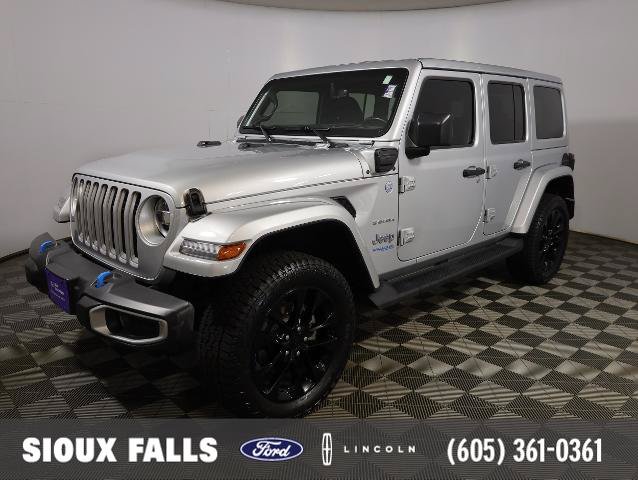 Used 2022 Jeep Wrangler Unlimited Sahara w/ Cold Weather Group AWD/4WD image 1