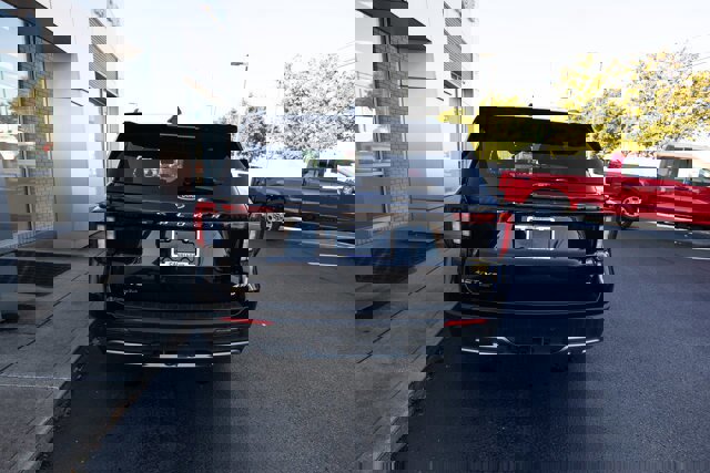 Certified 2025 Ford Explorer Active w/ Active Comfort Package image 2