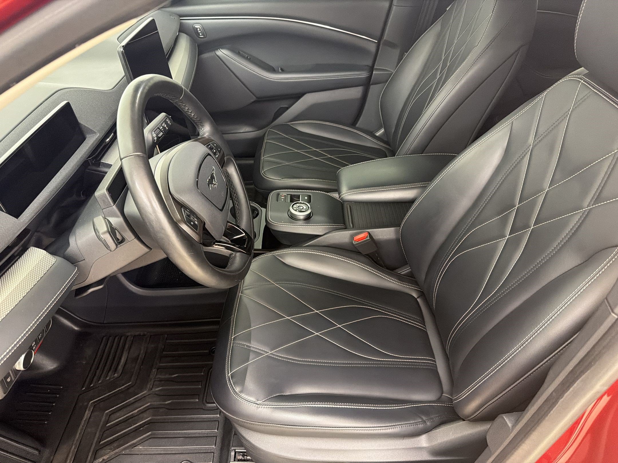 Certified 2022 Ford Mustang Mach-E Select w/ Comfort/Technology Package RWD image 5