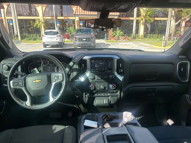 Used 2020 Chevrolet Silverado 1500 LT w/ All-Star Edition image 4