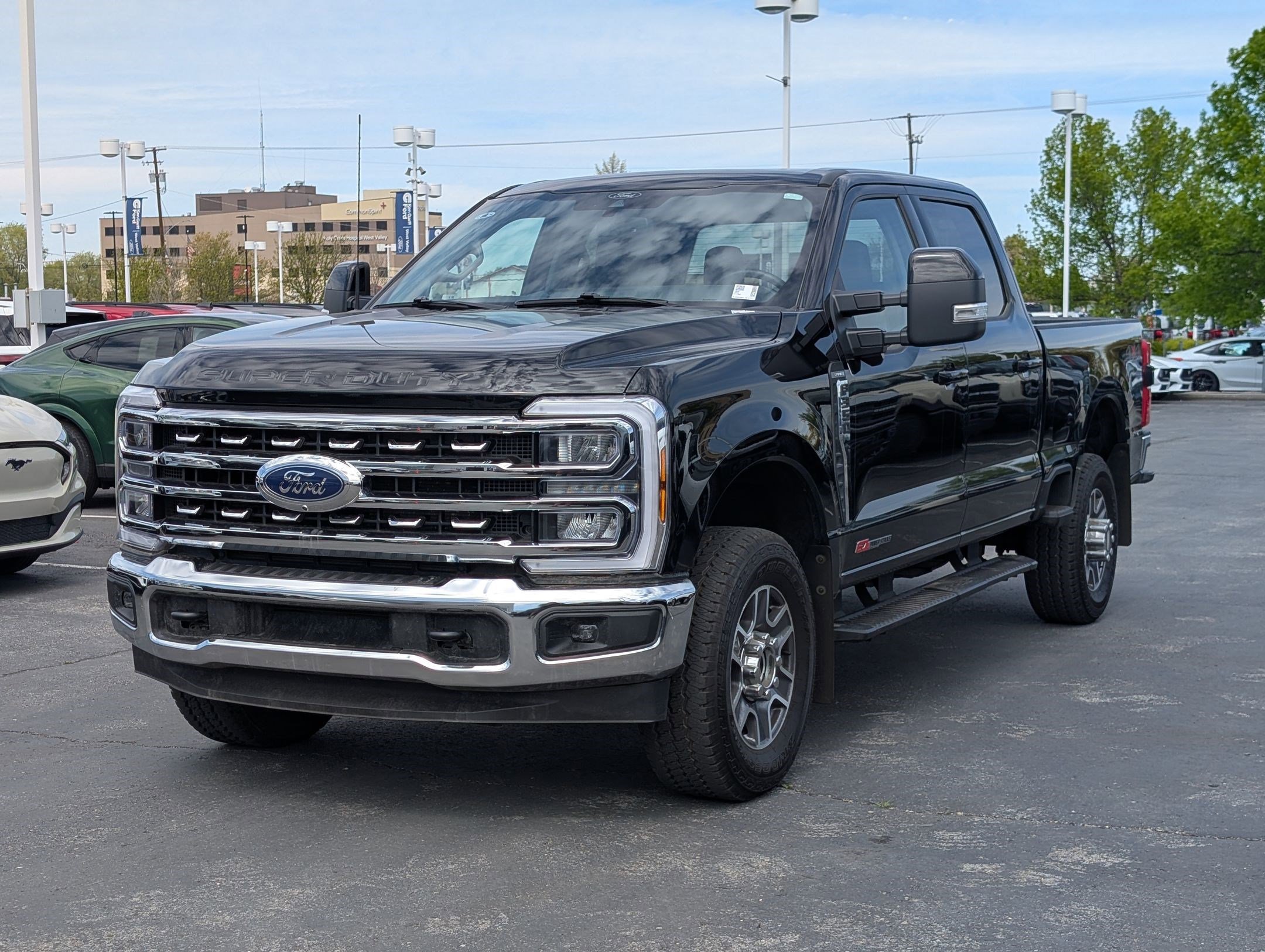 Certified 2025 Ford F350 Lariat AWD/4WD image 12