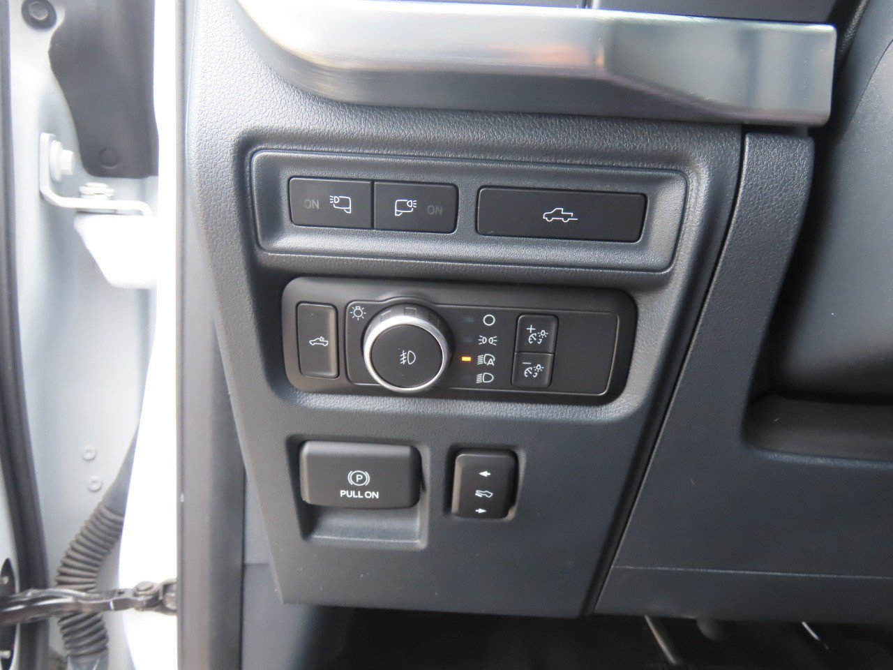 Certified 2022 Ford F150 Lariat w/ Equipment Group 502A High AWD/4WD image 25