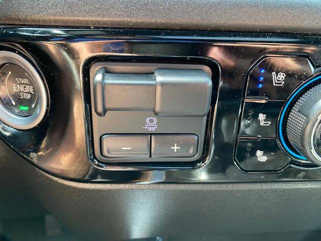 Used 2022 Chevrolet Silverado 1500 High Country w/ High Country Premium Package AWD/4WD image 24