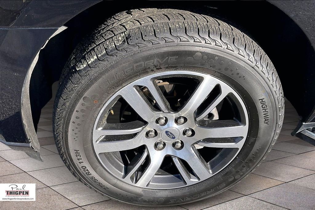 Certified 2023 Ford Expedition Limited image 9