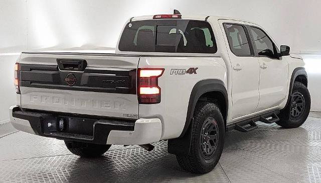 Used 2025 Nissan Frontier PRO-4X AWD/4WD image 3