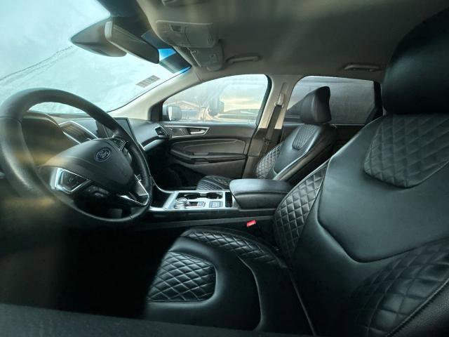 Certified 2024 Ford Edge Titanium image 2