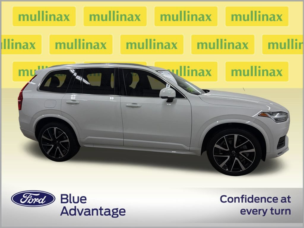 Used 2022 Volvo XC90 T6 Momentum w/ Advanced Package AWD/4WD image 2