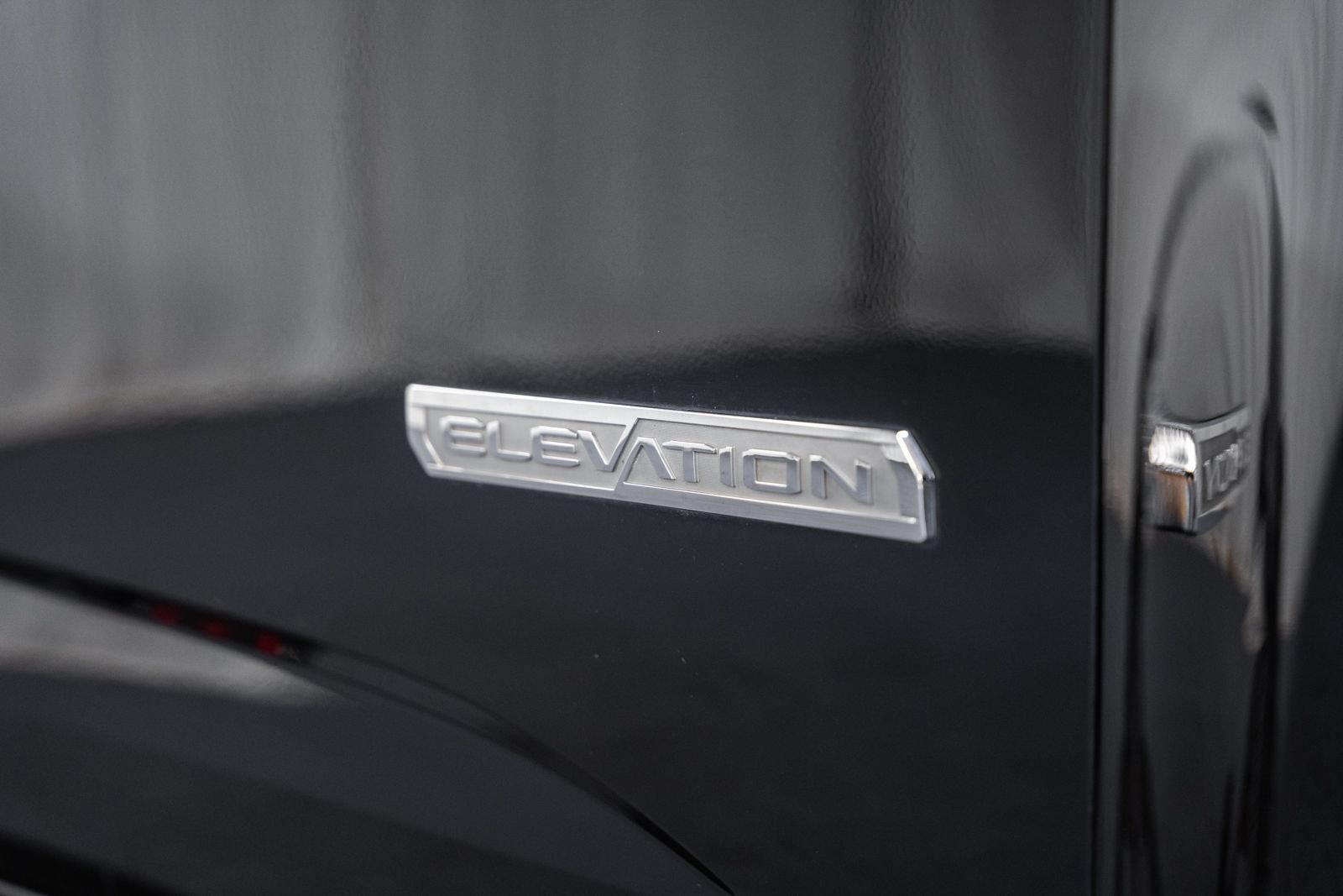 Used 2022 GMC Canyon Elevation w/ Elevation Premium Package RWD image 13