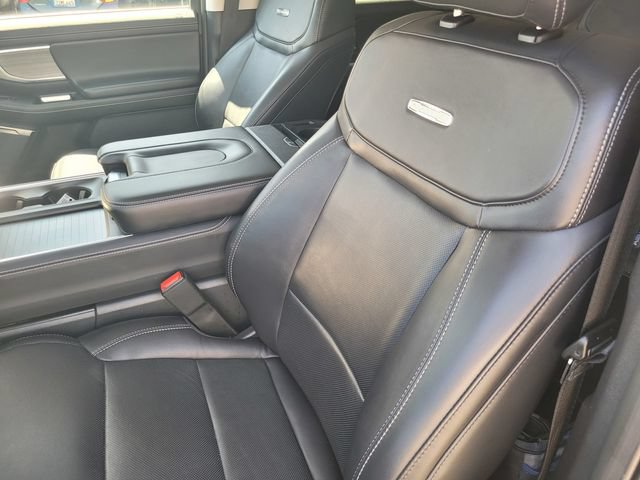 Certified 2025 Ford Expedition Max Platinum AWD/4WD image 11