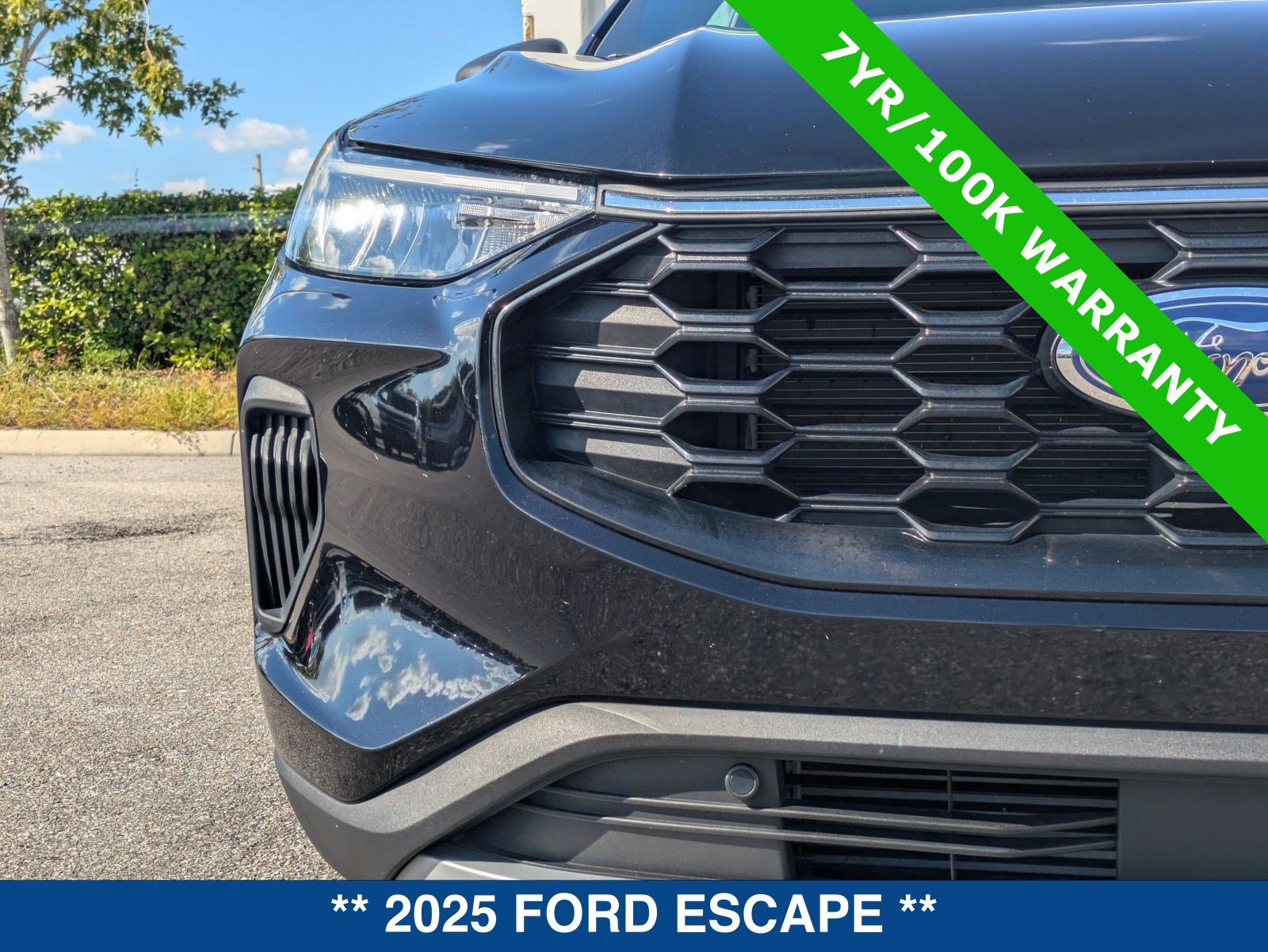 Certified 2025 Ford Escape ST-Line FWD image 10