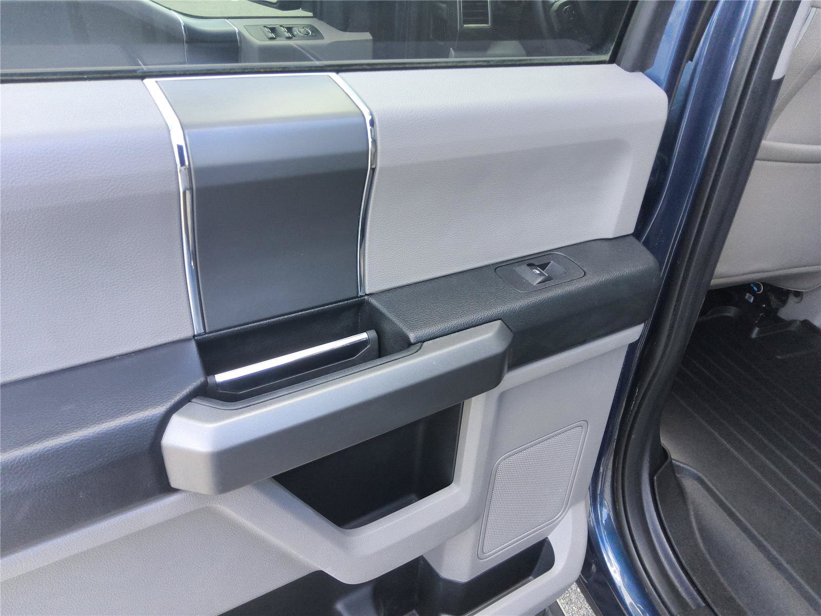 Certified 2018 Ford F150 XLT w/ Equipment Group 302A Luxury RWD image 20