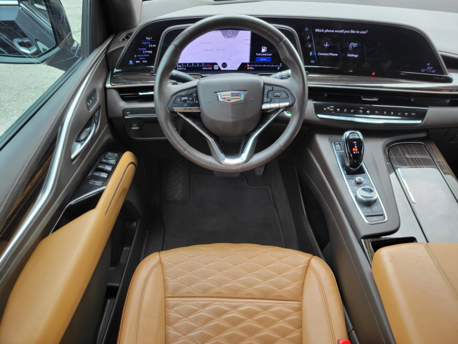 Used 2022 Cadillac Escalade Premium Luxury image 14