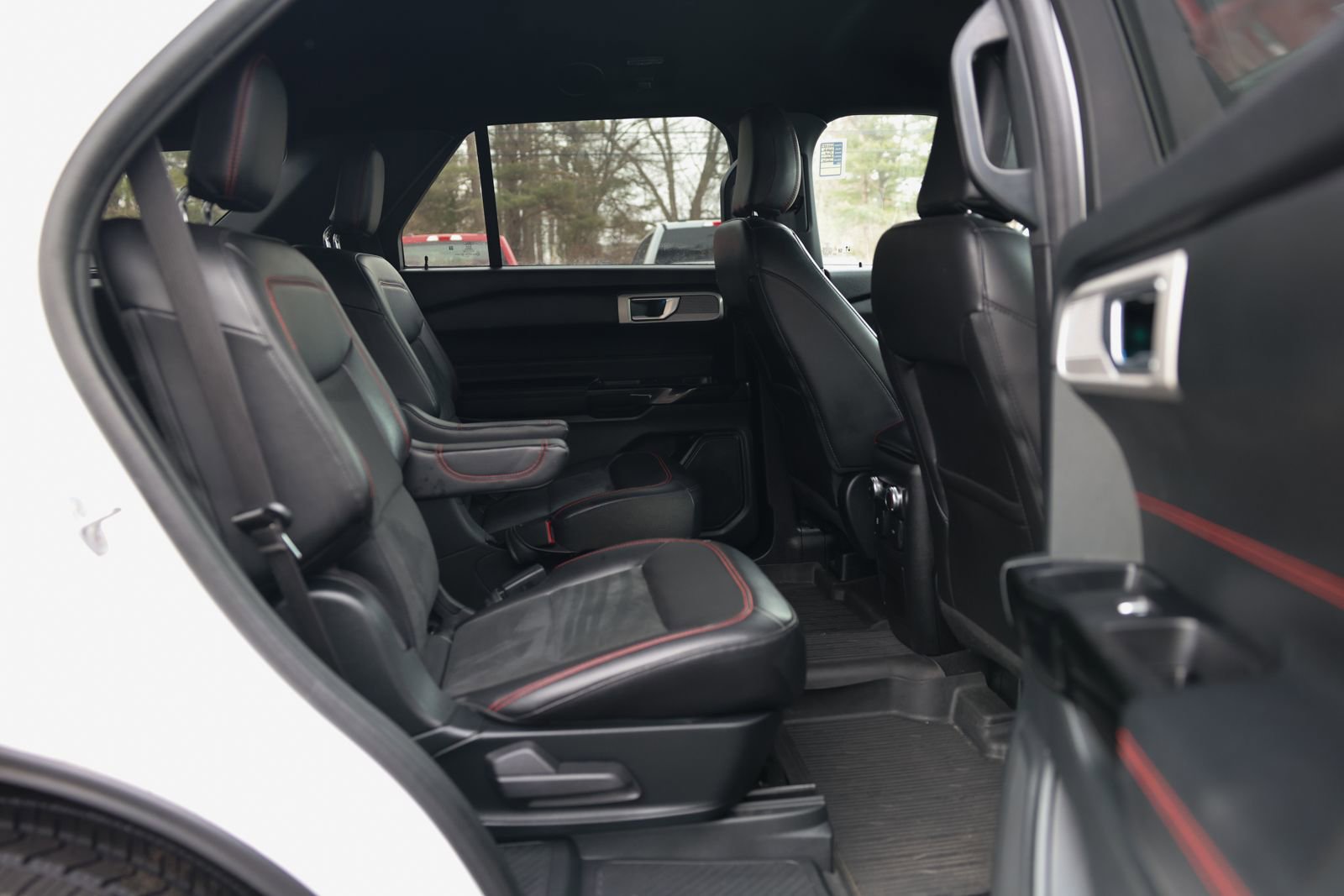 Certified 2022 Ford Explorer ST-Line w/ Class IV Trailer Tow Package AWD/4WD image 14