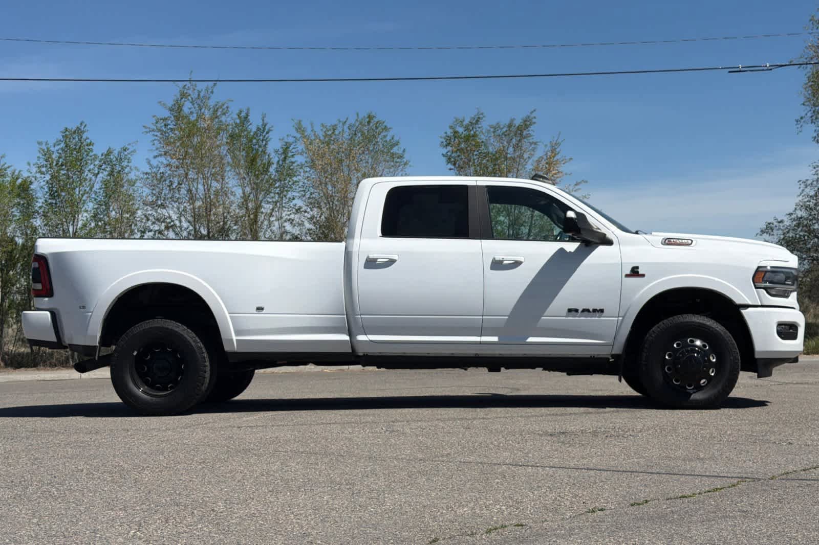 Used 2020 RAM 3500 Laramie AWD/4WD image 8