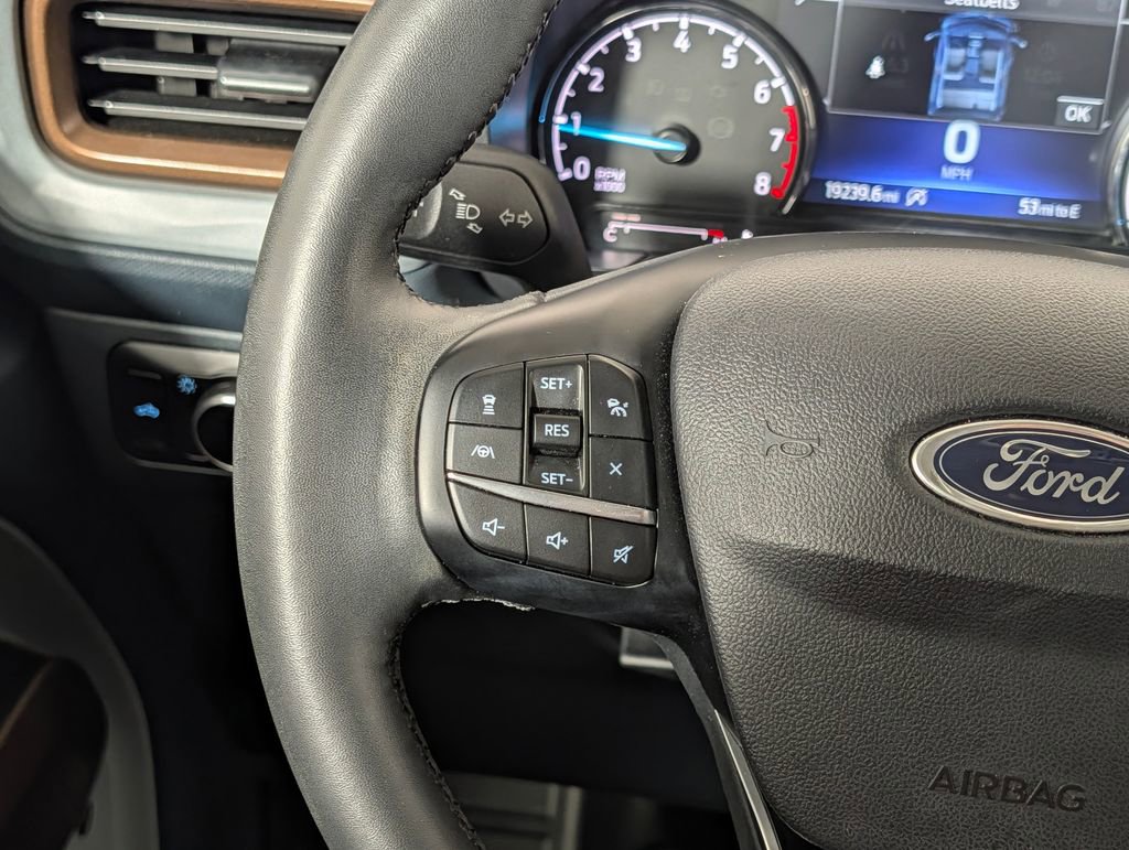 Certified 2024 Ford Maverick Lariat w/ FX4 Off-Road Package AWD/4WD image 18