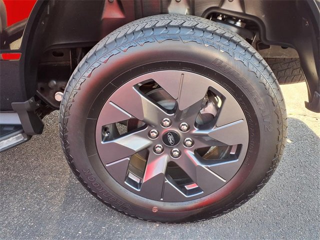 Certified 2023 Ford F150 Lightning Platinum image 19