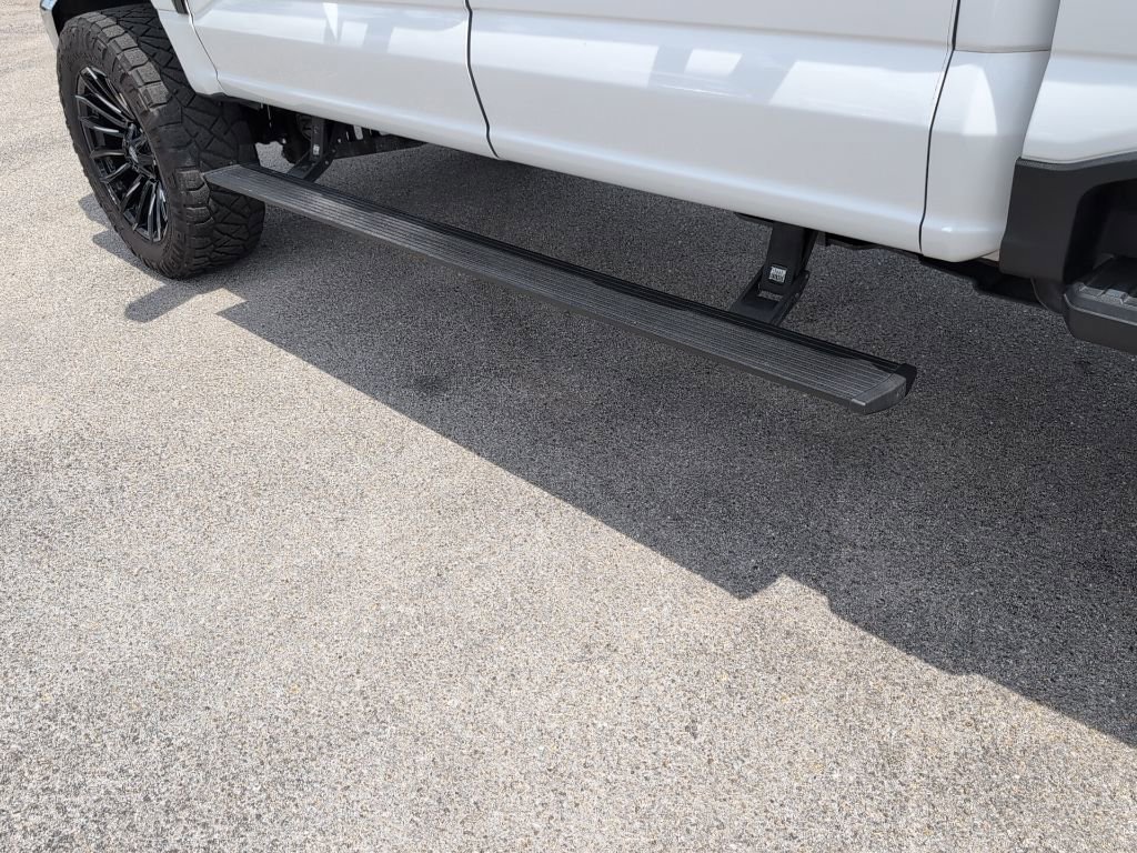 Certified 2024 Ford F250 XLT w/ FX4 Off-Road Package AWD/4WD image 14