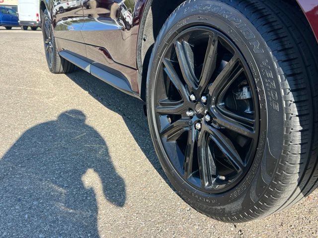 Certified 2024 Ford Edge ST-Line AWD/4WD image 25