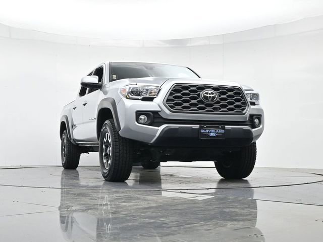 Used 2023 Toyota Tacoma TRD Off-Road w/ Technology Package AWD/4WD image 33