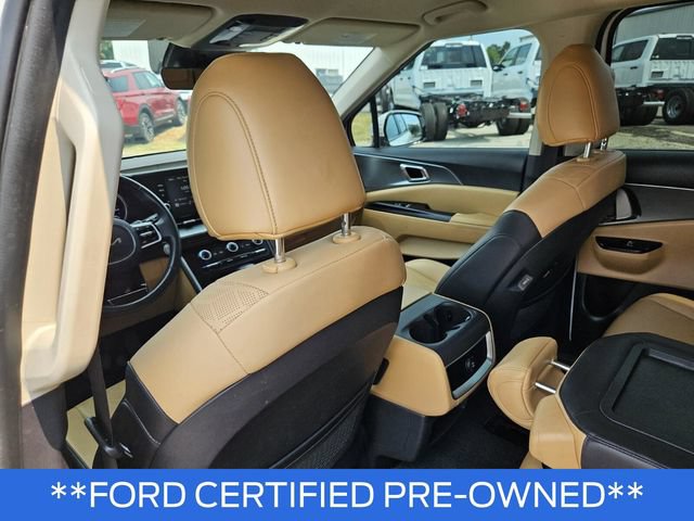 Used 2024 Kia Carnival LX FWD image 21