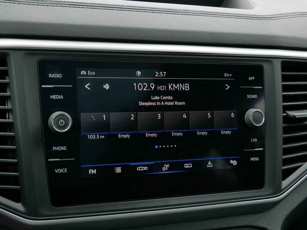 Used 2021 Volkswagen Atlas Cross Sport SE w/ Panoramic Sunroof Package AWD/4WD image 22