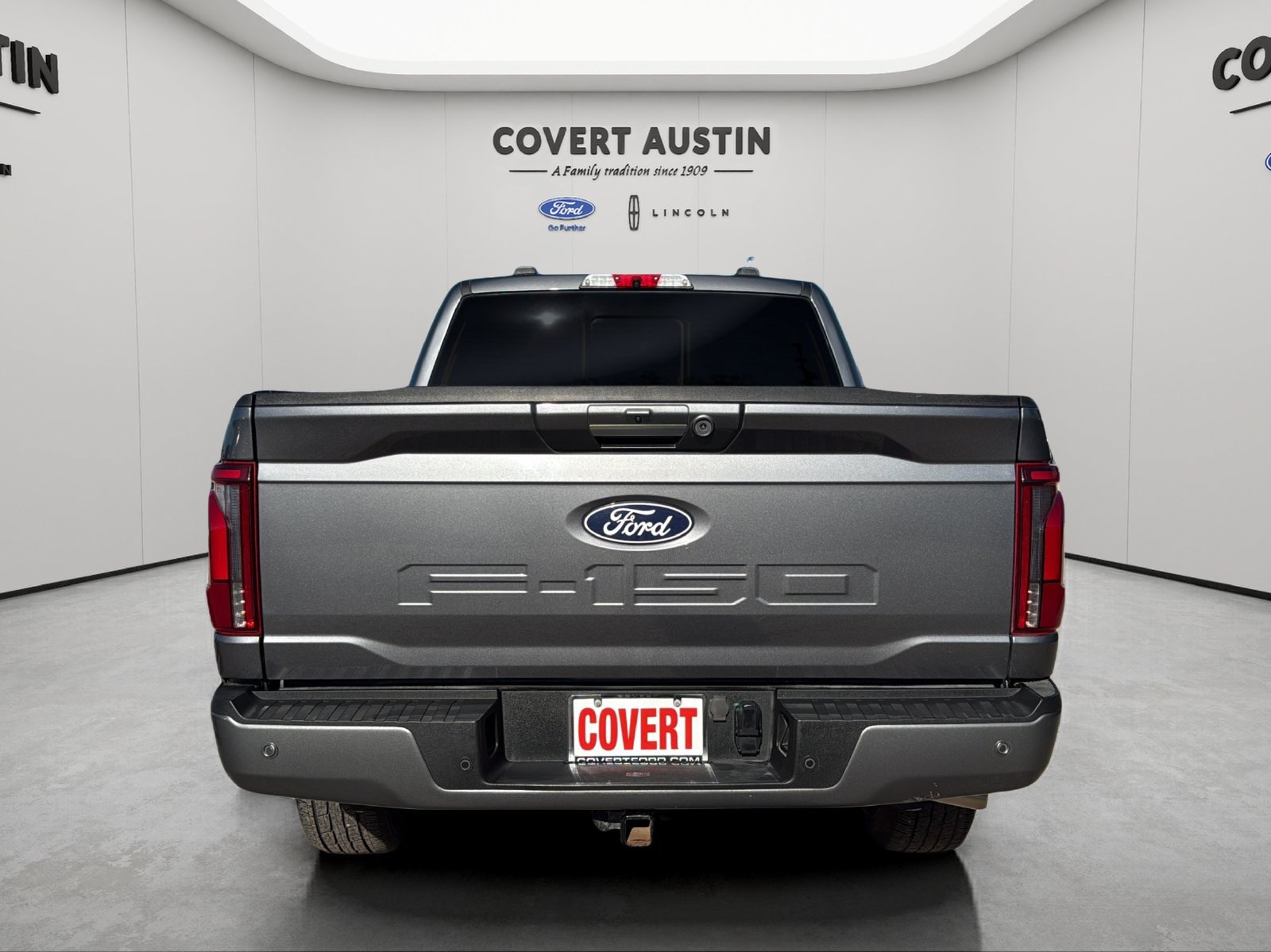 Certified 2024 Ford F150 Platinum w/ Equipment Group 703A Plus AWD/4WD image 4