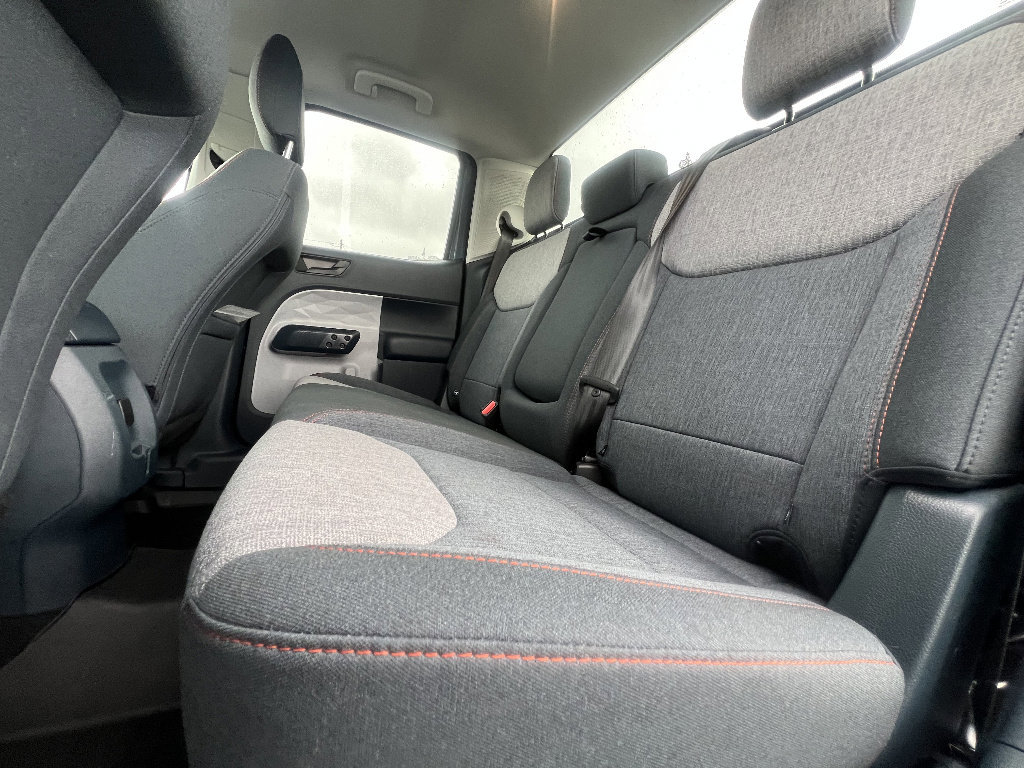 Certified 2024 Ford Maverick XLT image 33