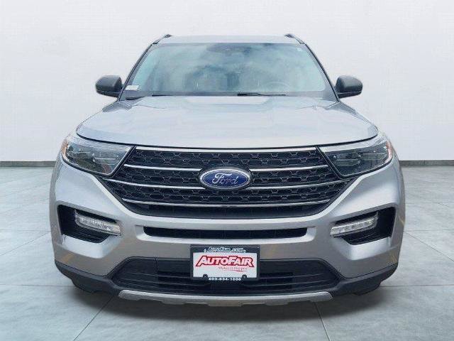 Certified 2022 Ford Explorer XLT w/ Equipment Group 202A AWD/4WD image 2