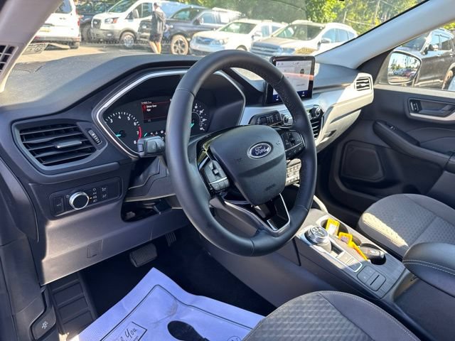 Certified 2022 Ford Escape SE w/ SE Sport Appearance Package AWD/4WD image 22