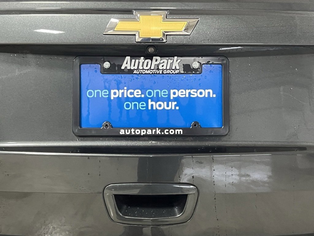 Used 2017 Chevrolet Trax LT w/ LT Convenience Package image 12