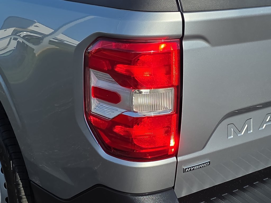 Certified 2023 Ford Maverick XL FWD image 29