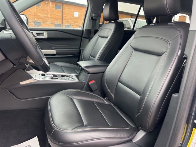 Certified 2024 Ford Explorer XLT w/ Equipment Group 202A image 18