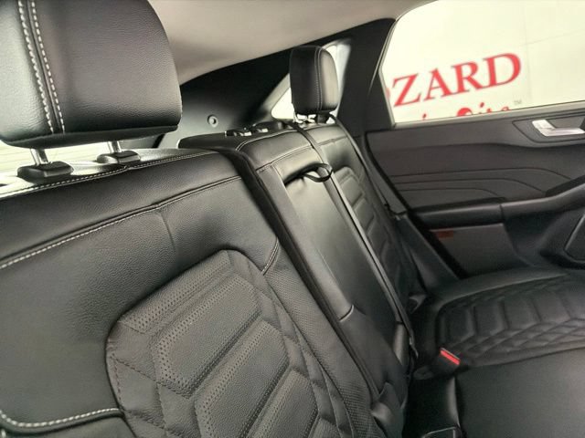 Certified 2024 Ford Escape Platinum w/ Premium Technology Package AWD/4WD image 33