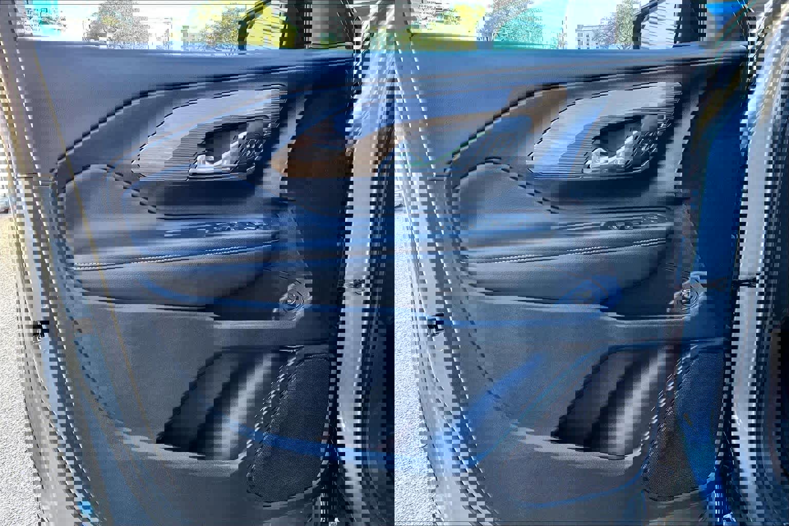 Used 2021 GMC Terrain SLE w/ Driver Convenience Package image 21