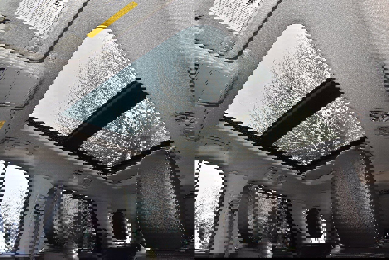 Certified 2022 Ford Explorer Limited w/ Limited Technology Package image 33