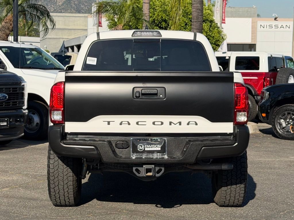 Used 2017 Toyota Tacoma TRD Off-Road w/ Tow Package image 8