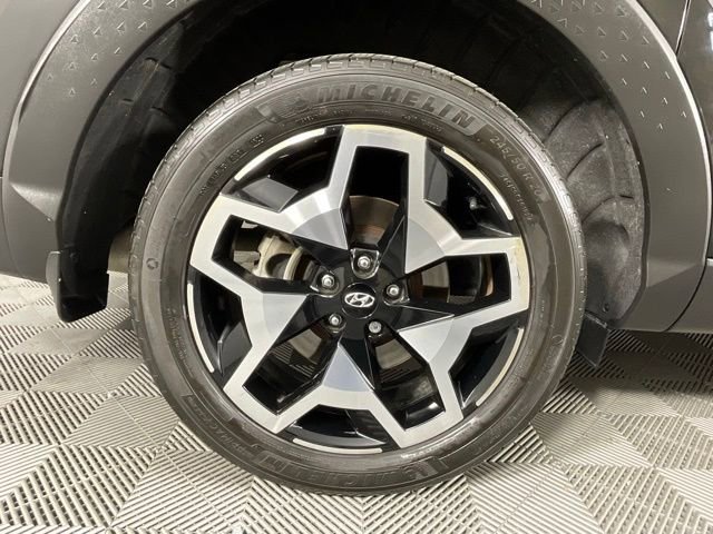 Used 2022 Hyundai Santa Cruz Limited image 10