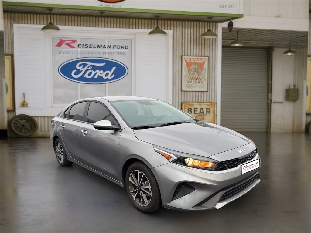 Used 2024 Kia Forte LXS image 1