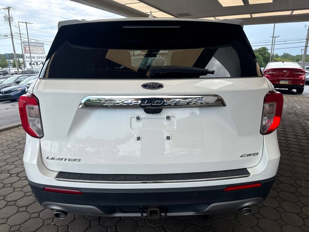 Certified 2022 Ford Explorer Limited w/ Limited Technology Package AWD/4WD image 7