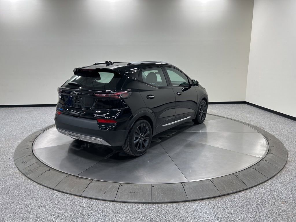 Used 2022 Chevrolet Bolt EUV Premier w/ Launch Edition image 5