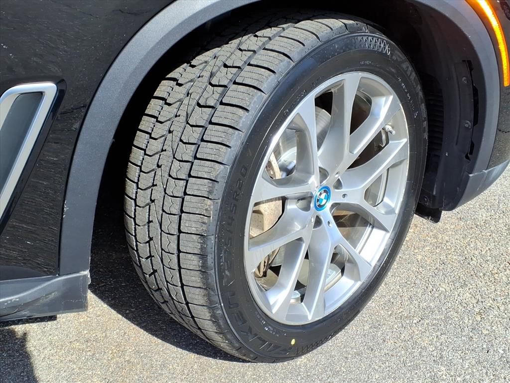 Used 2023 BMW X5 xDrive45e image 5