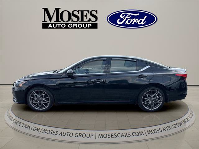 Used 2024 Nissan Altima 2.0 SR FWD image 8